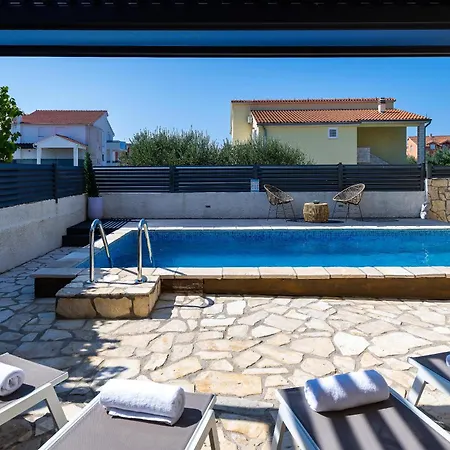 Daire Dora Family Only Vodice