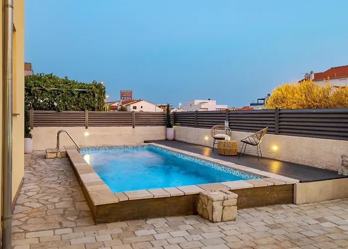 Dora Family Only 아파트