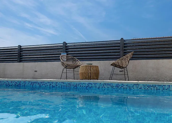 Dora Family Only * 보디체