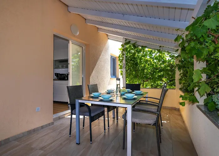 Dora Family Only Appartement *